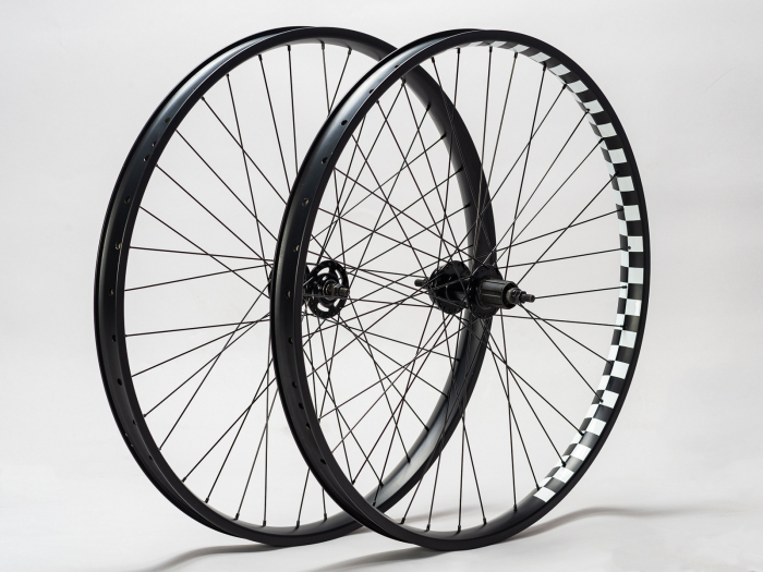 Wheel Set 27.5" Geared Black Check