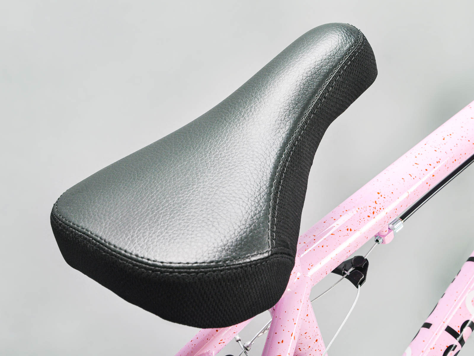 Kush 2 Pink BMX bike